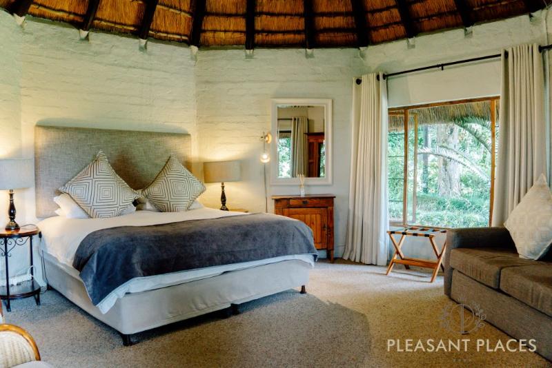 Pleasant Places By Sanaandi image