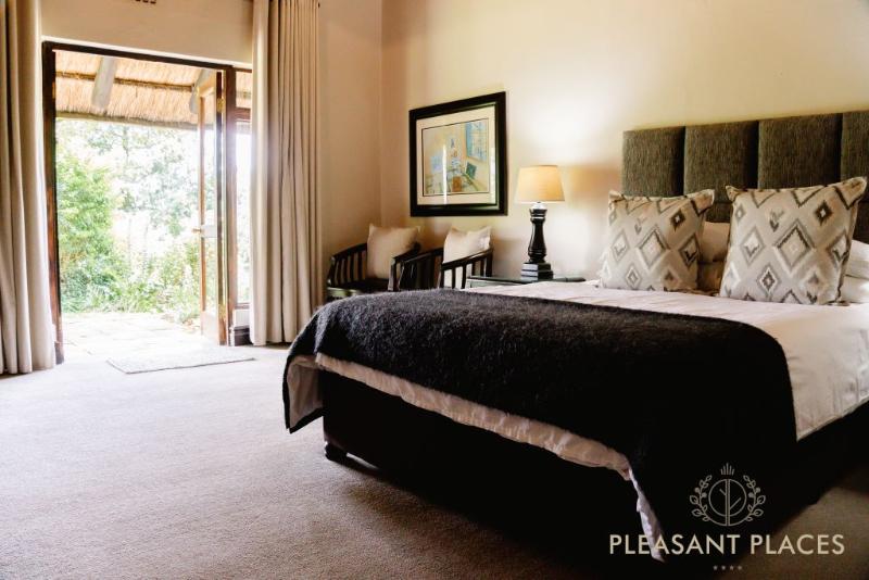Pleasant Places By Sanaandi image