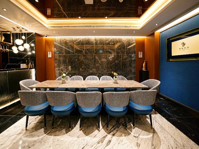 China Dragon Hotel image
