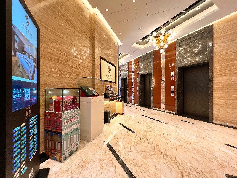 China Dragon Hotel image