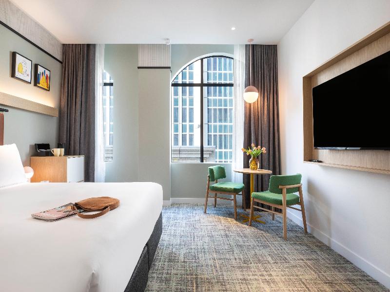 Holiday Inn Melbourne Bourke Street Mall image
