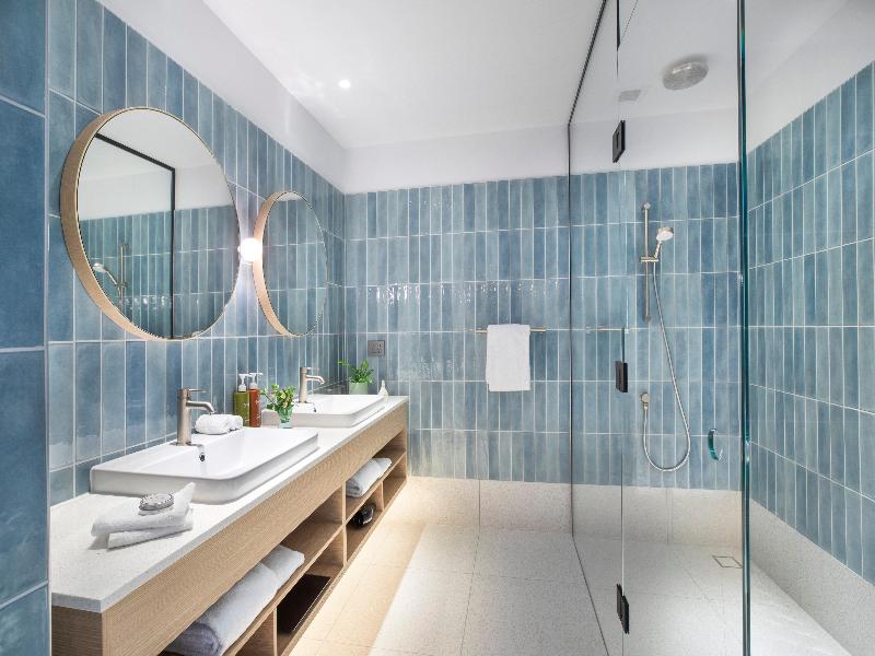 Holiday Inn Melbourne Bourke Street Mall image