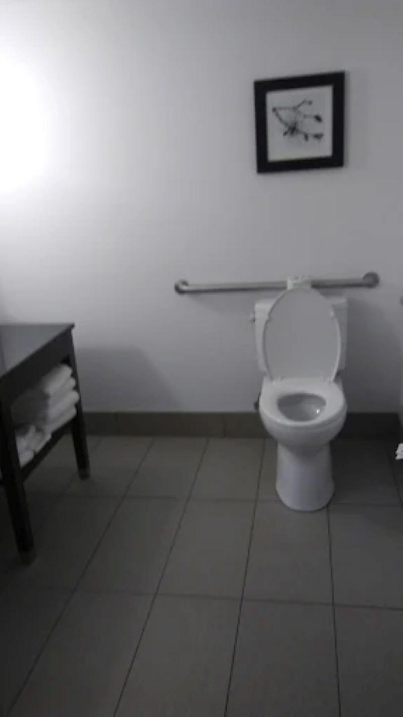 Country Inn And Suites image