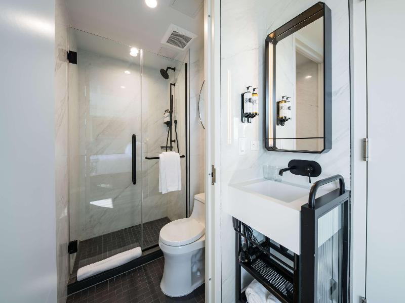 Pestana Park Avenue image