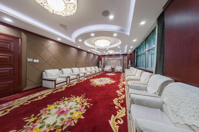 Madison Hotel Shihezi Tianfu image