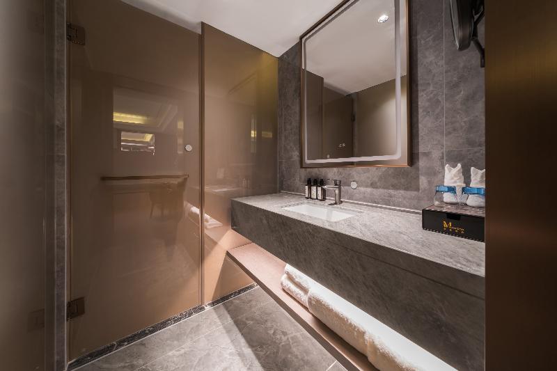 Madison Hotel Shihezi Tianfu image
