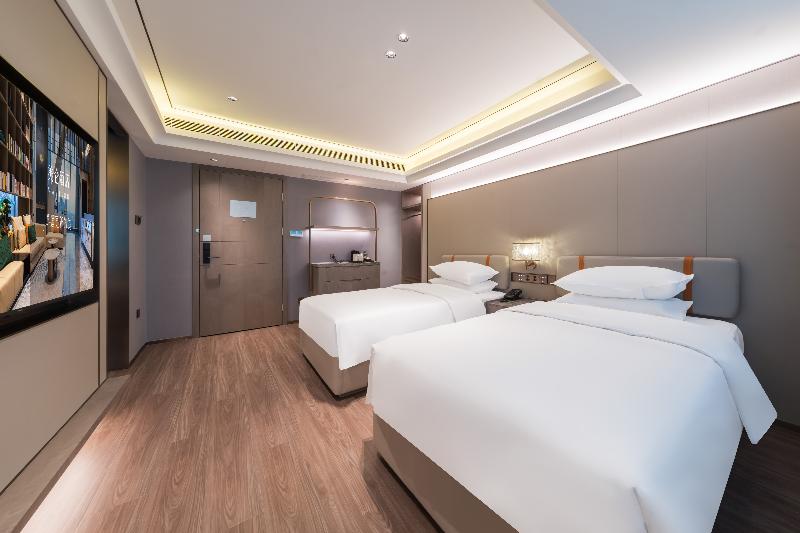 Madison Hotel Shihezi Tianfu image