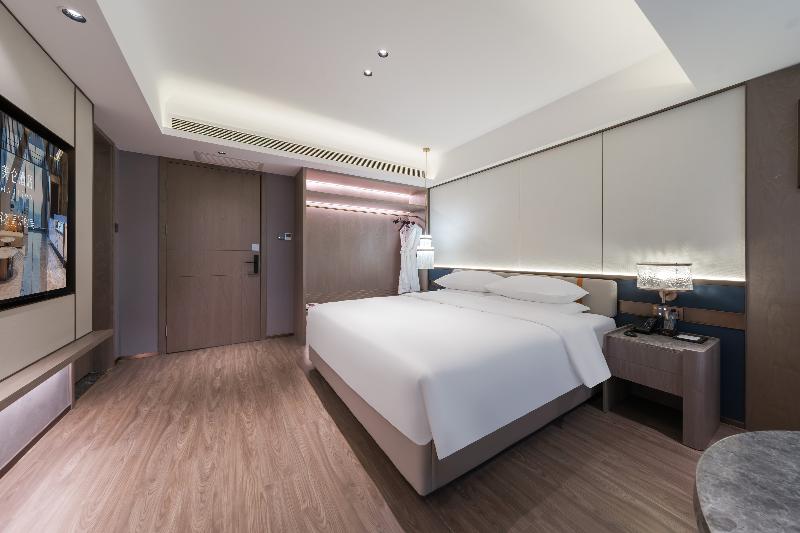 Madison Hotel Shihezi Tianfu image
