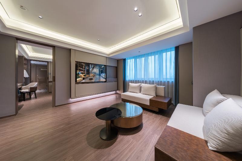 Madison Hotel Shihezi Tianfu image
