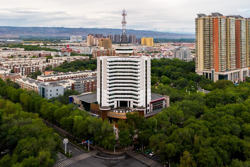 Madison Hotel Shihezi Tianfu image