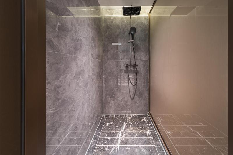 Madison Hotel Shihezi Tianfu image