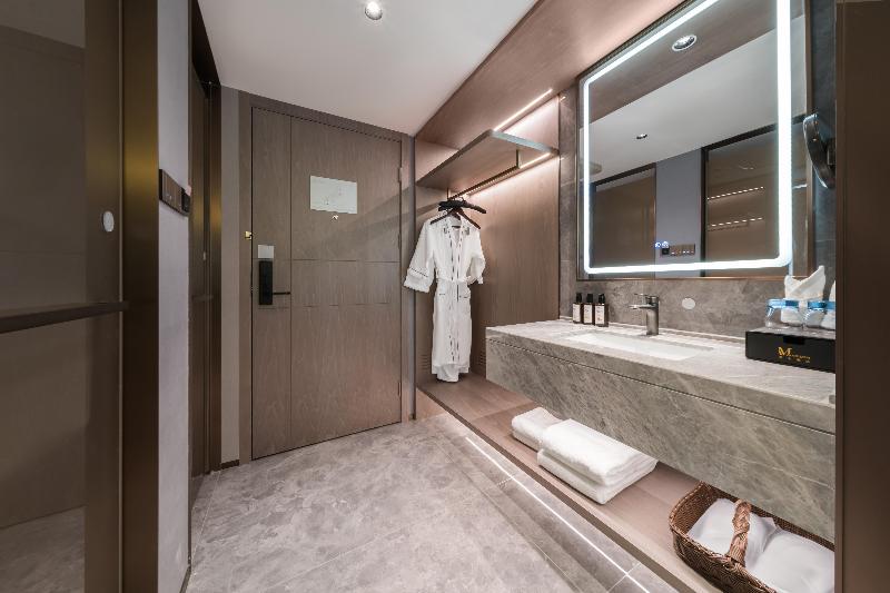 Madison Hotel Shihezi Tianfu image