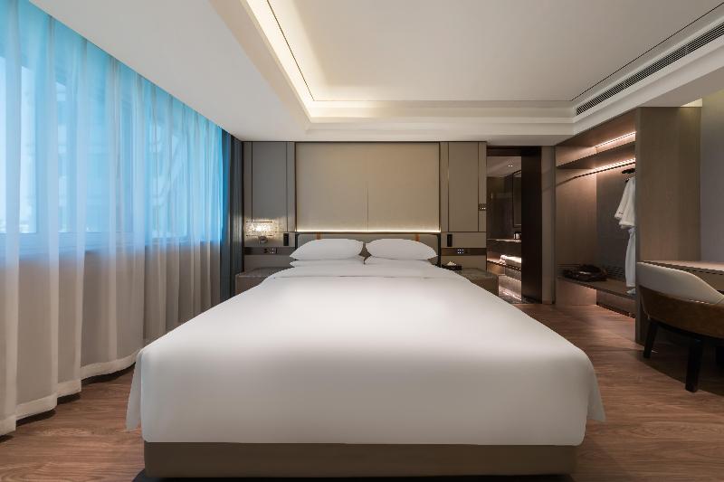 Madison Hotel Shihezi Tianfu image