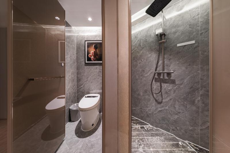 Madison Hotel Shihezi Tianfu image