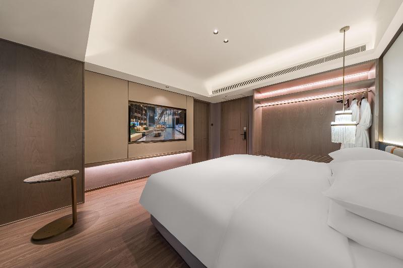 Madison Hotel Shihezi Tianfu image
