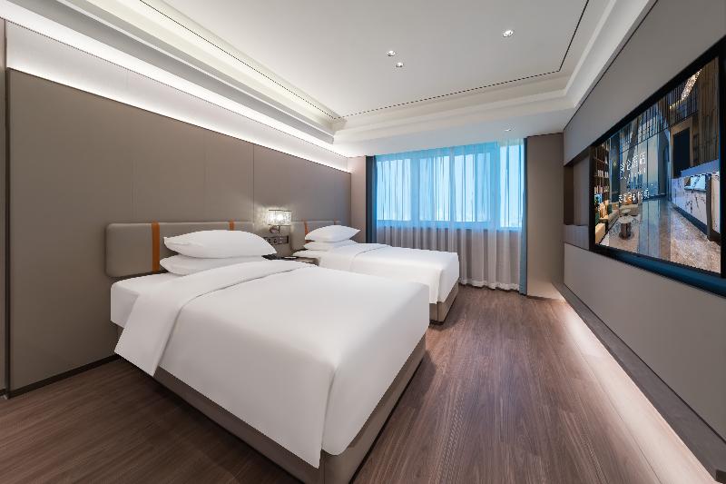 Madison Hotel Shihezi Tianfu image