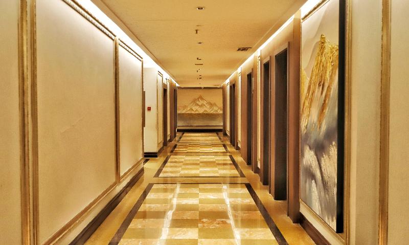 Grand Madison Hotel Kangding New City Kamba image