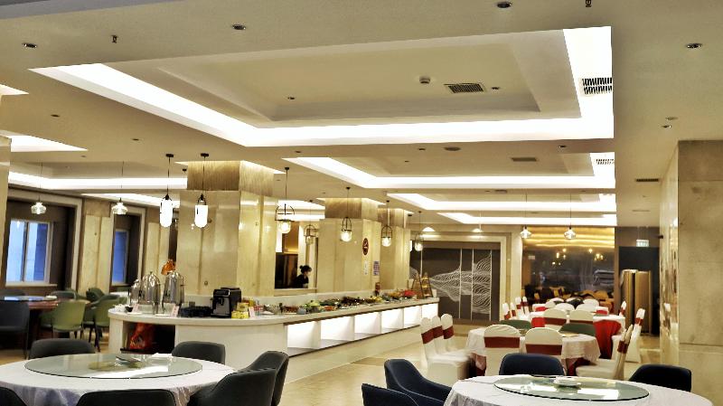Grand Madison Hotel Kangding New City Kamba image