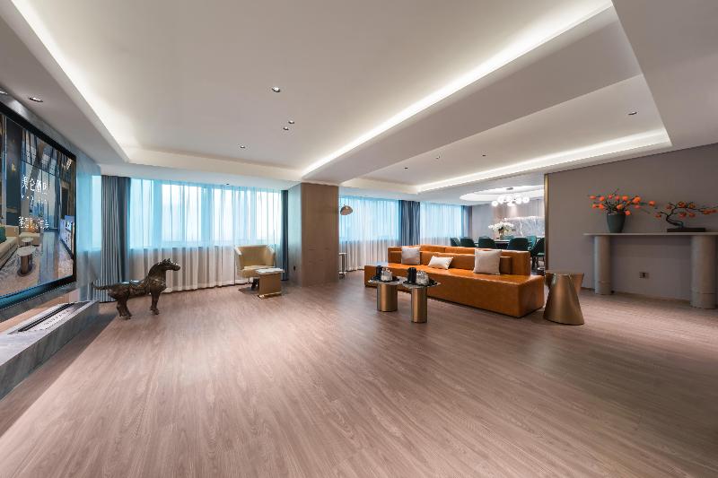 Grand Madison Hotel Kangding New City Kamba image