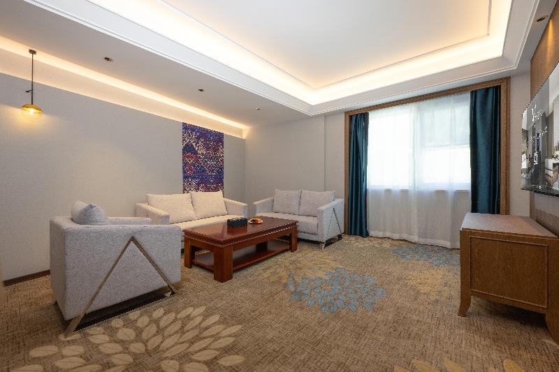 Grand Madison Hotel Kangding New City Kamba image