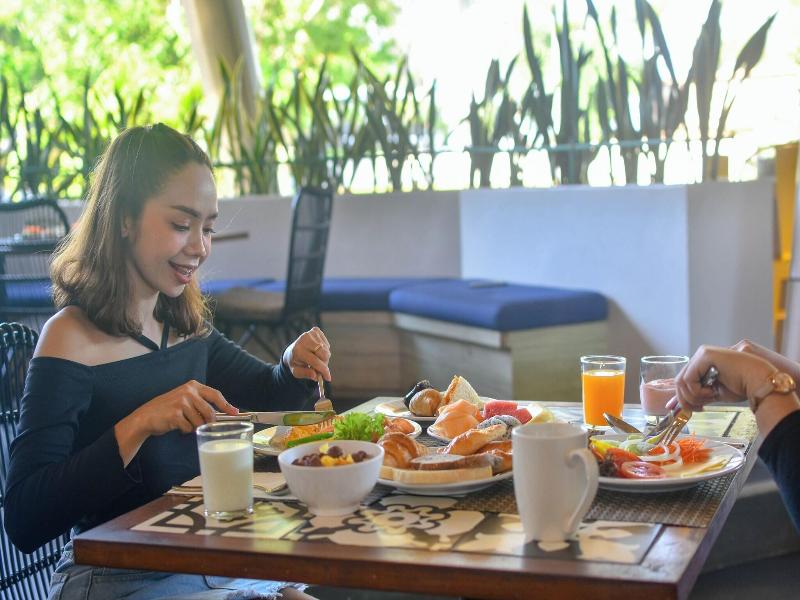 Holiday Style Ao Nang Beach Resort Krabi image
