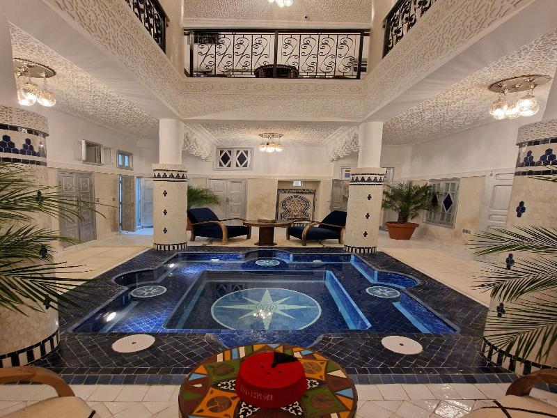 Riad Explore image