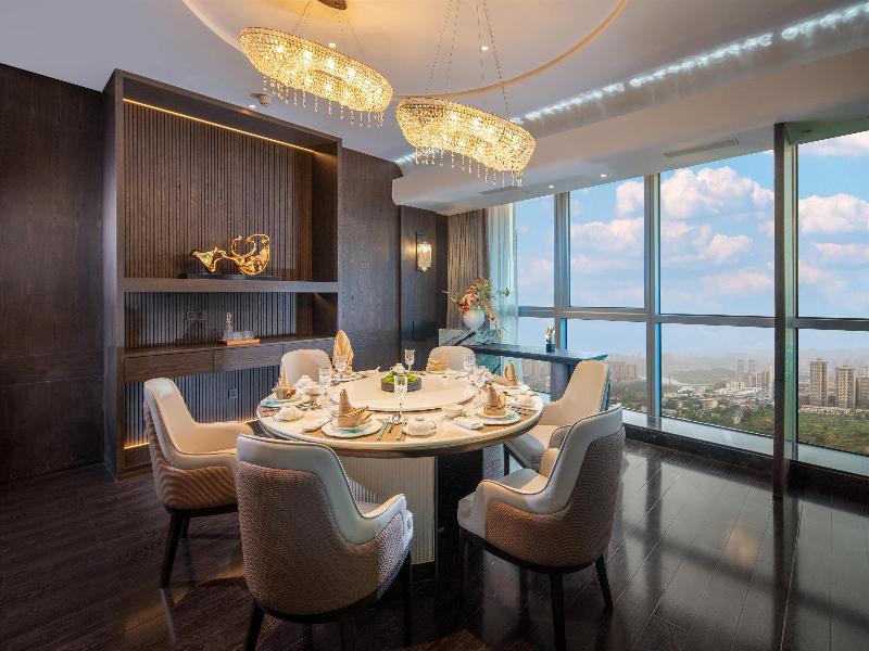 DoubleTree by Hilton Guang'an image