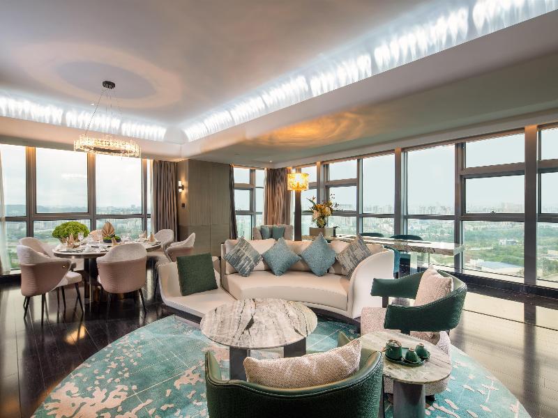 DoubleTree by Hilton Guang'an image