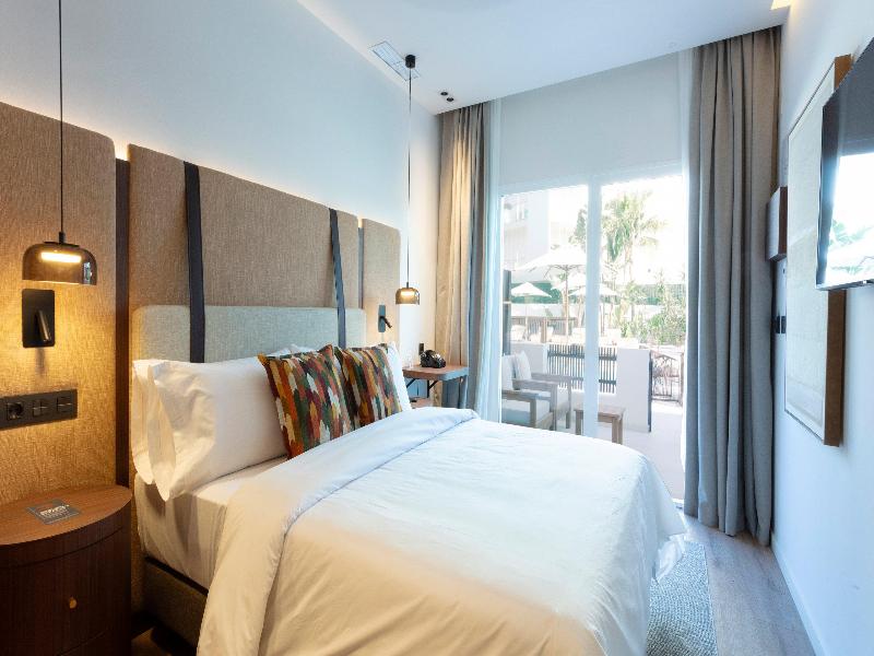 Hotel Indigo Gandia Beach image