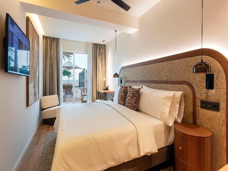 Hotel Indigo Gandia Beach image