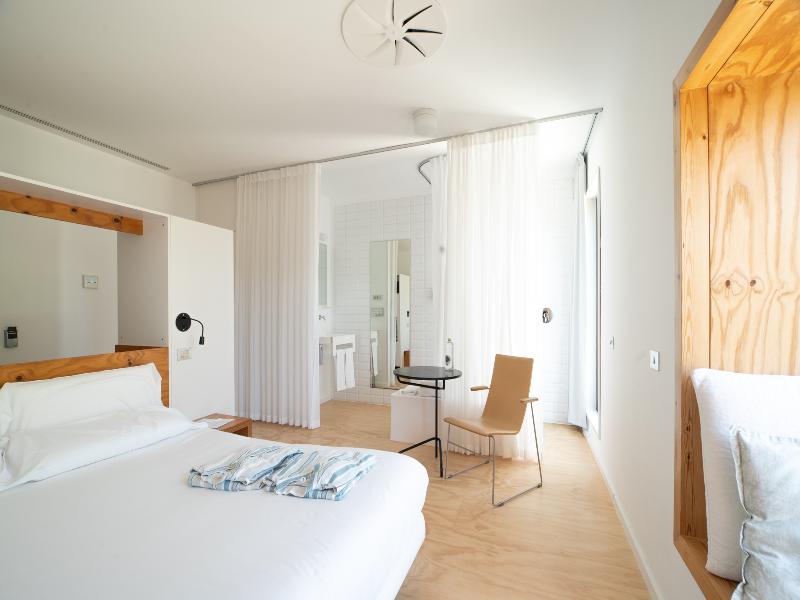 HOTEL AIRE DE BARDENAS image
