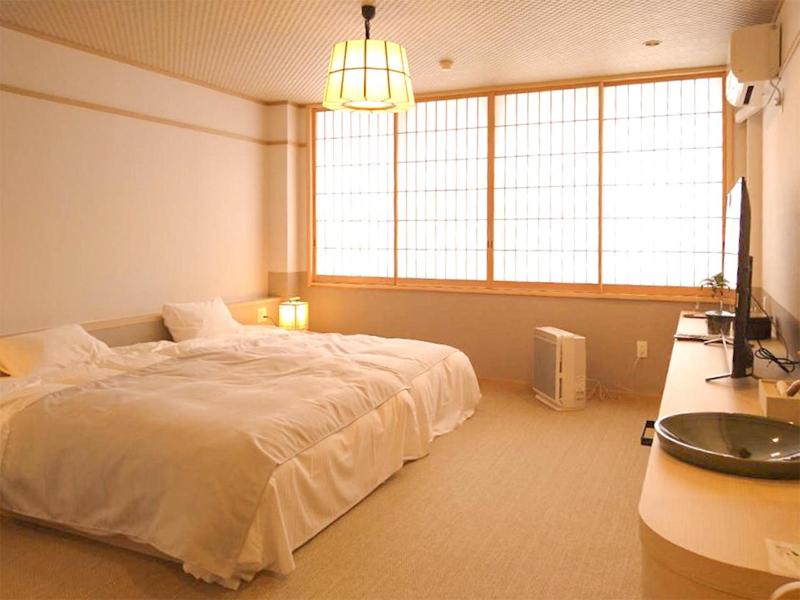 Shima Onsen Ayameya Ryokan image