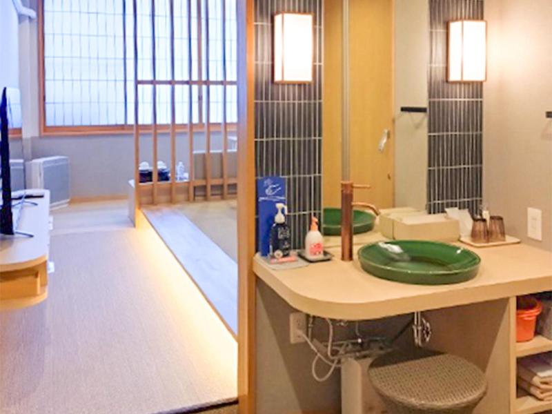 Shima Onsen Ayameya Ryokan image