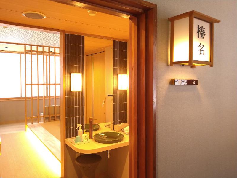 Shima Onsen Ayameya Ryokan image