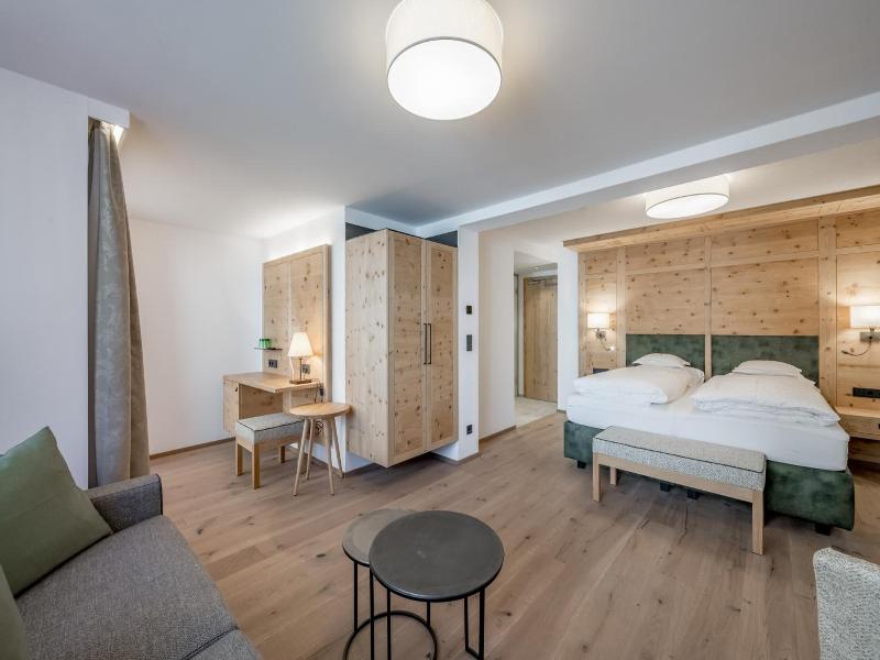 Hotel Enzian Apartmenthotel Johannes image