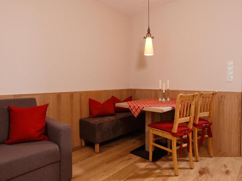 Hotel Enzian Apartmenthotel Johannes image