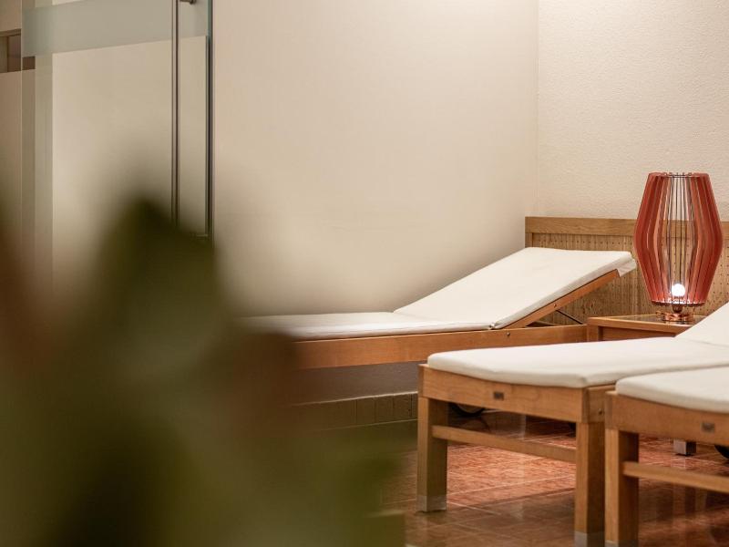 Hotel Enzian Apartmenthotel Johannes image
