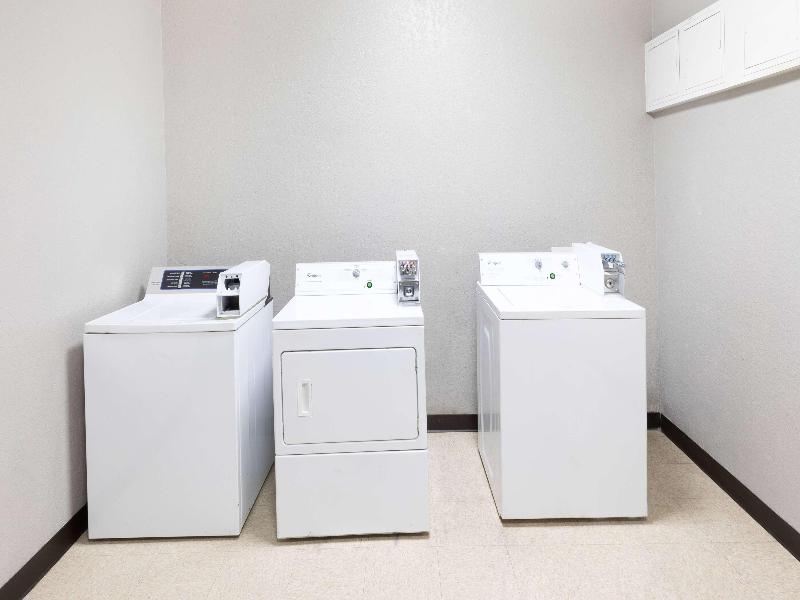 Comfort Inn Suites Att image