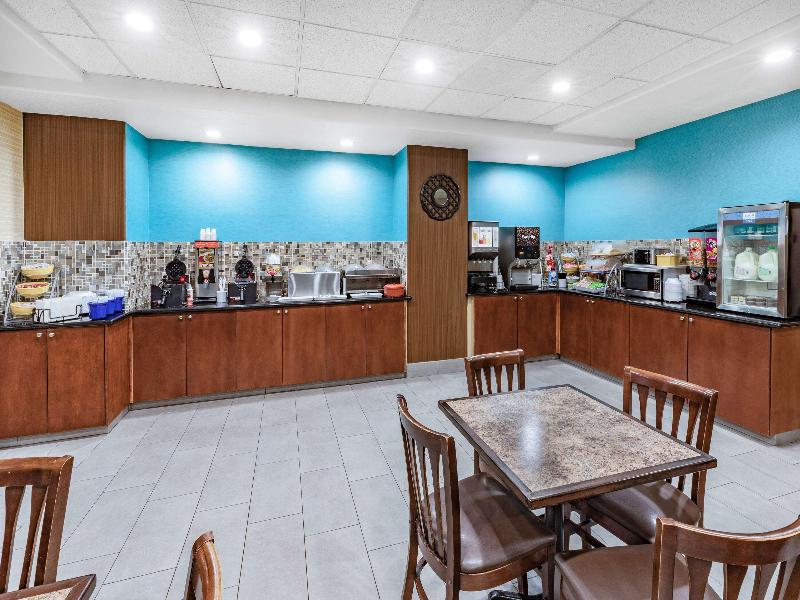 Comfort Inn Suites Att image