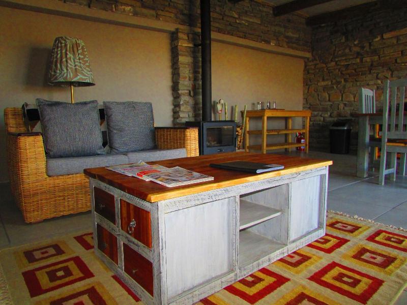 DOUBLE CLASSIC KING BED