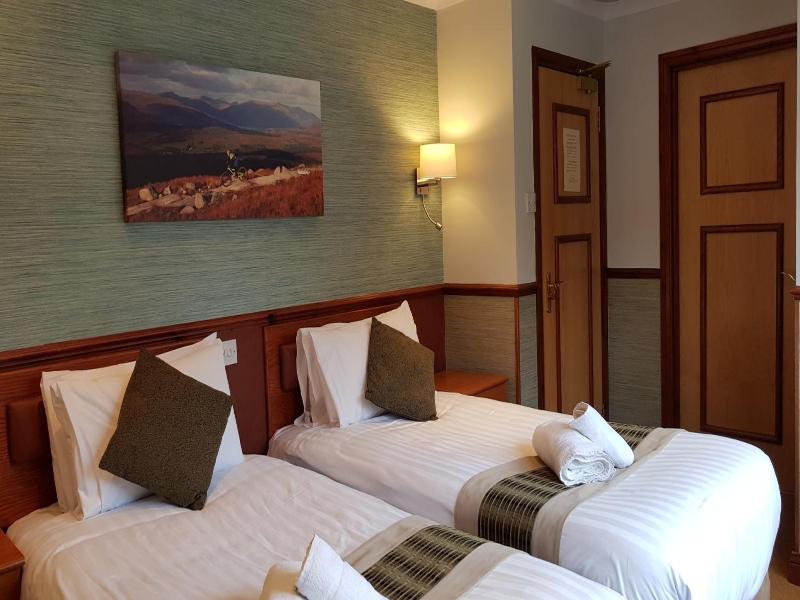 Clachaig Inn image