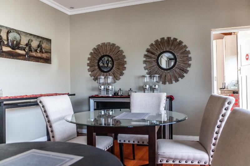 Cashmere Suites image