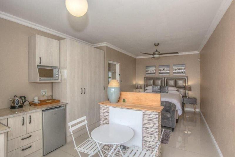Cashmere Suites image