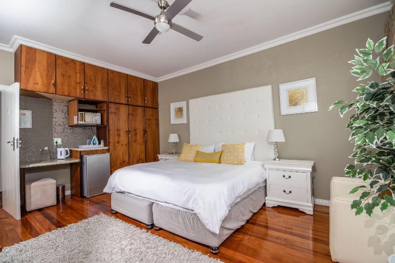 Cashmere Suites image