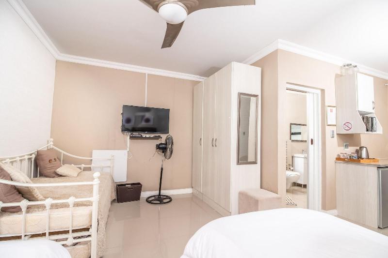 Cashmere Suites image