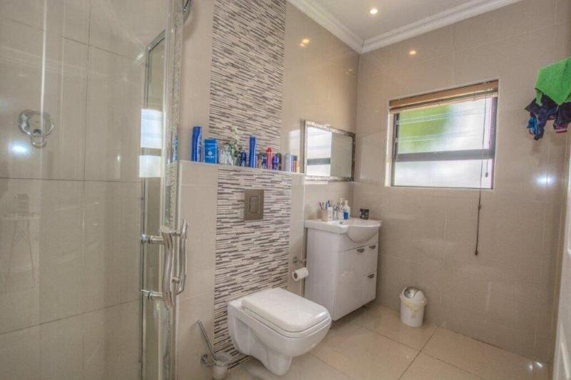 Cashmere Suites image