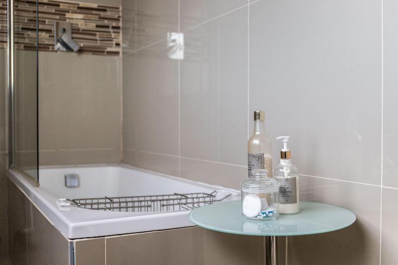 Cashmere Suites image