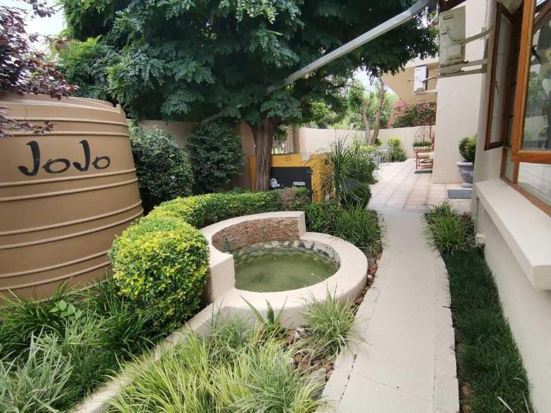 Rene S Guest House