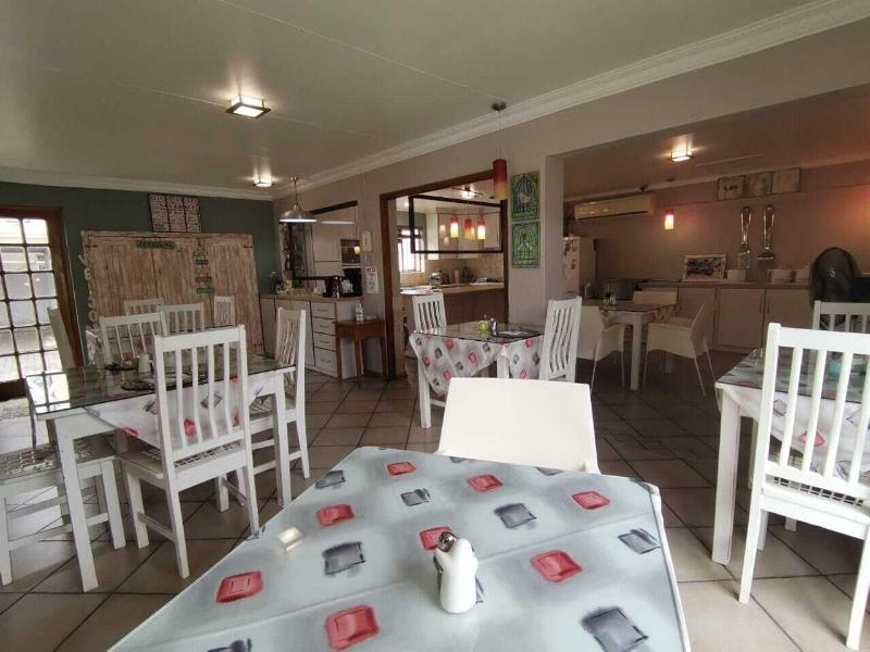 Rene S Guest House