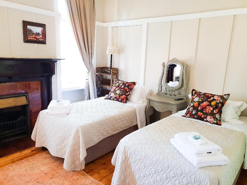 Bauhenia Guesthouse image
